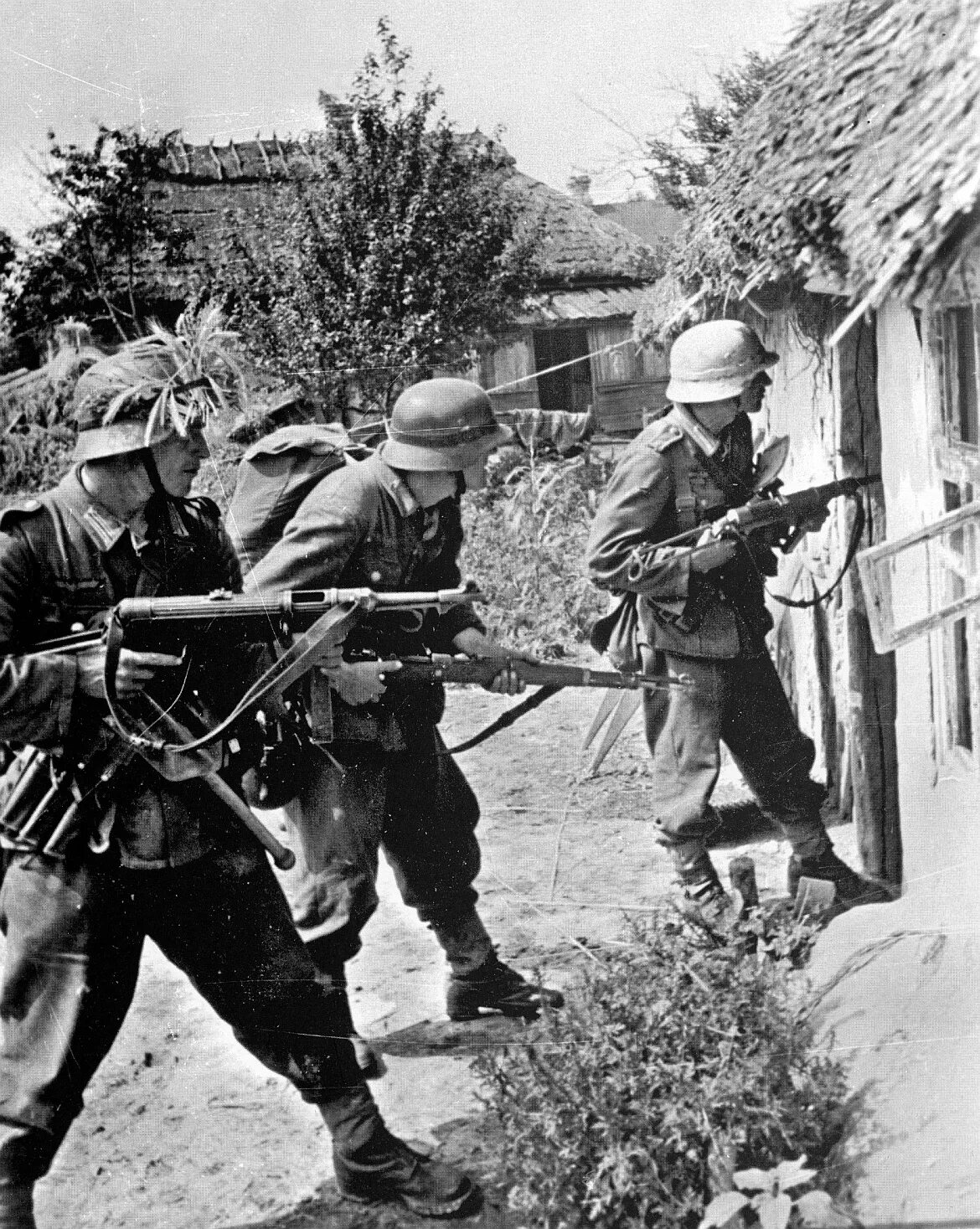 Хроника немецкая 1941 1945. Хроника немецкая 1941 1945. Вермахт вов снайпер. Хроника немецкая 1941 1945. Хроника немецкая 1941 1945.