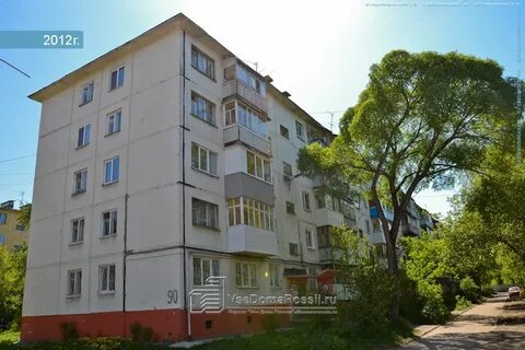 Космонавтов 100