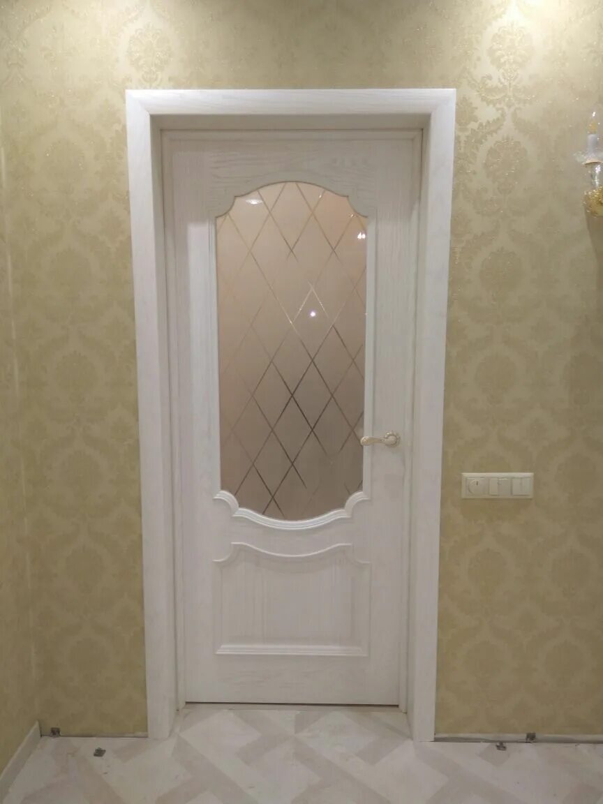 дверь прима-1 бел. Uberture версаль. полотно дверное s20 лиственница кремовая. межкомнатная дверь сиена. дверь межкомнатная рондо остеклённая hardflex цвет магнолия 70x200 с.