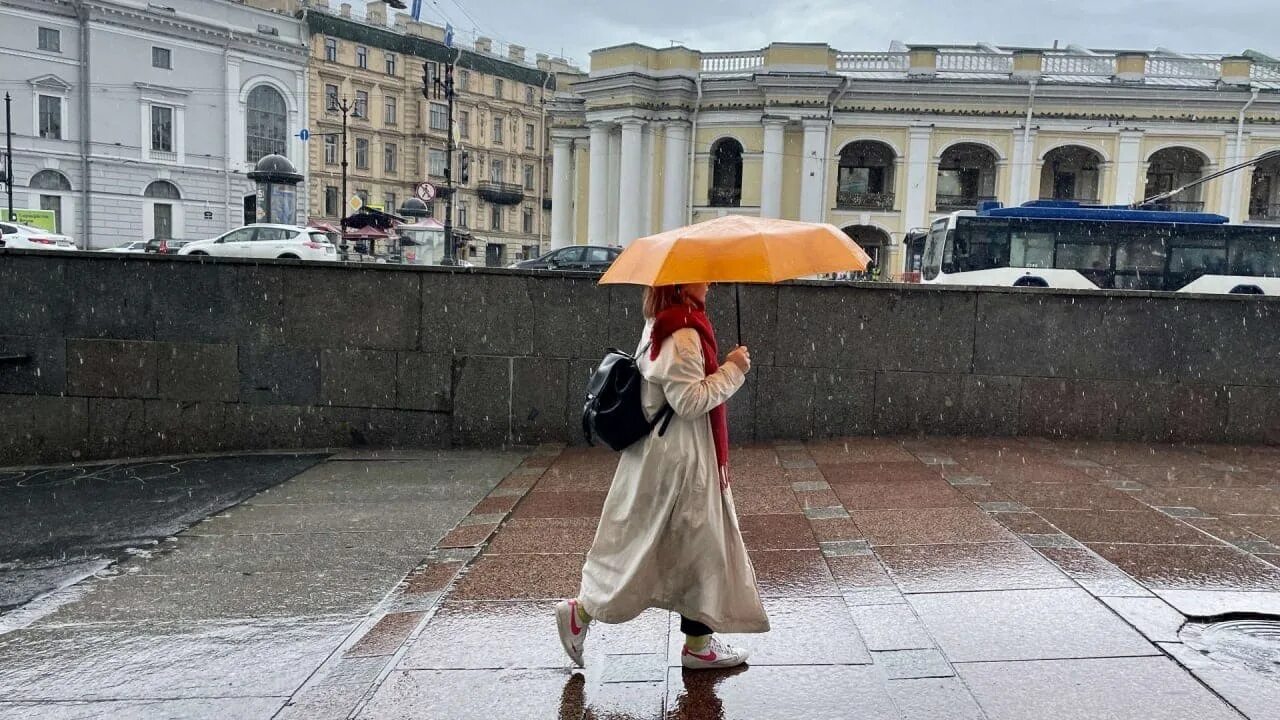 Санкт-Петербург дождь. Дождь в Питере. Ливень в Питере. Петербург в апреле. 30 апреля спб