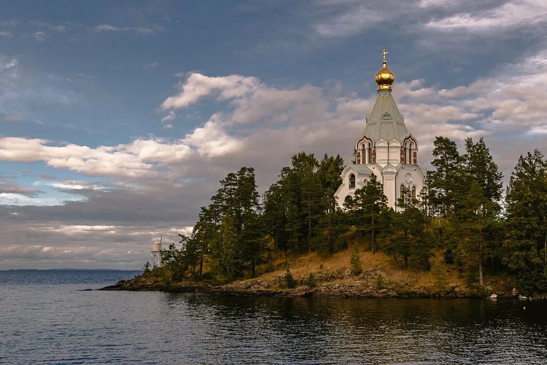 Валаамский монастырь Никольский скит скит. Остров Валаам Никольский скит. Никольский скит Валаамского монастыря. Карелия остров Валаам монастырь. Валаамский монастырь озеро