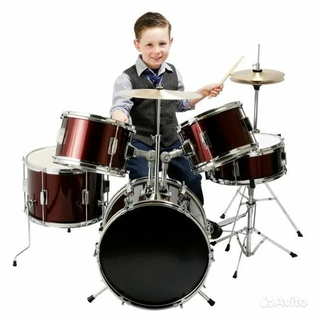 барабанщик. барабан для детей. барабан для малышей. ребенок барабанщик. детские музыкальные инструменты барабан.