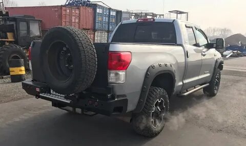 Тойота тундра задний