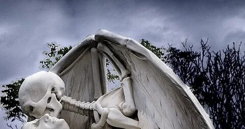 Kiss of death