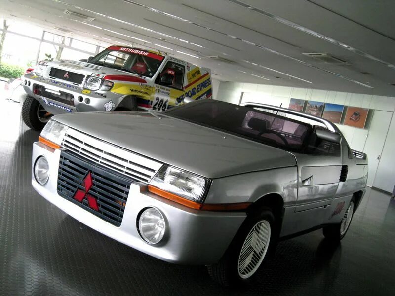Mitsubishi colt c10 доспехи бога. Mitsubishi colt 1986 доспехи бога. Mitsubishi starion jackie. Доспехи бога автомобиль джеки чана. Mitsubishi colt c10 доспехи бога.