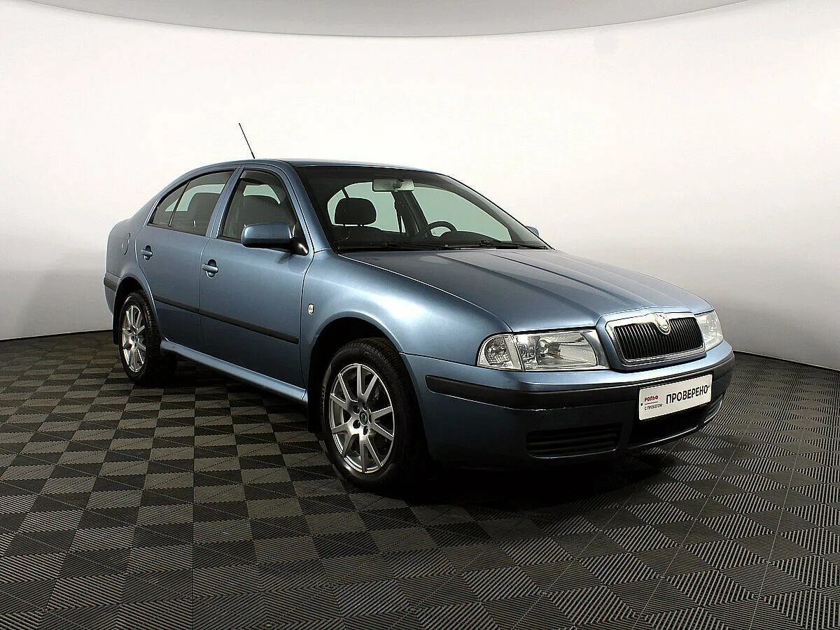 Skoda Octavia Tour 2000. Skoda Octavia Tour 1.4. Skoda Octavia Tour 1.6. Купить октавию тур бу