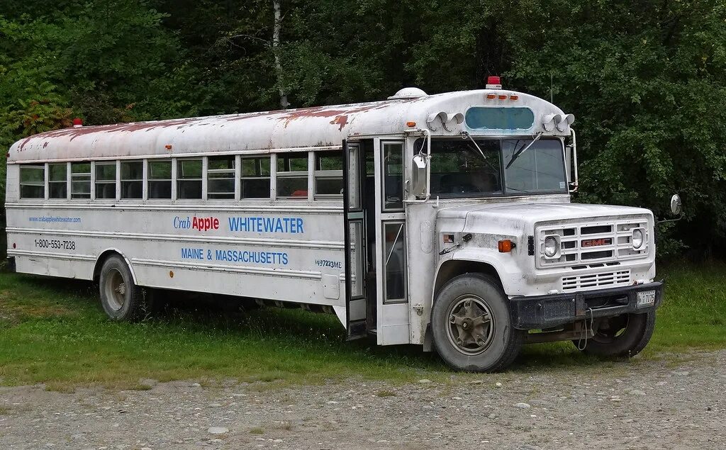 Apple bus. Adb разъем. Автобус для сотрудников. Приснился автобус. Apple bus.