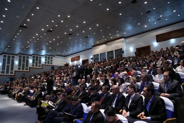 Научные конференции казахстан. Конференция Международная Астана. Конференция воз 2018 года в Астане. Privacy Day Казахстан конференция.
