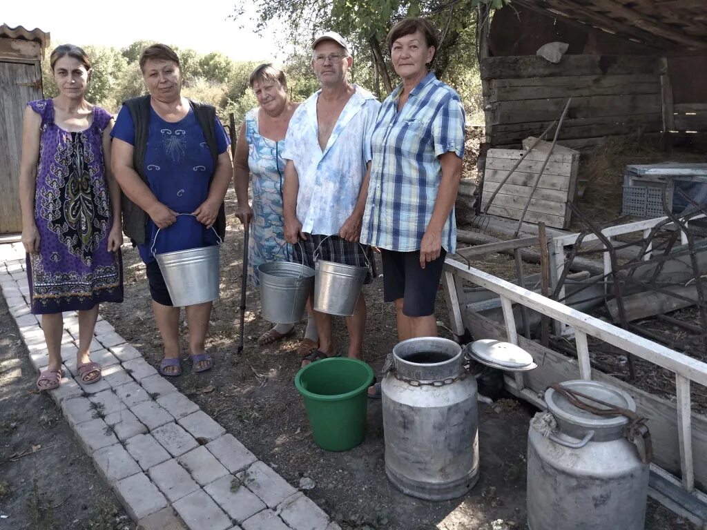 Погода в селе константиновском петровского. Петровский район Константиновское. Село Константиновское. Село Константиновского Петровского района. Петровские вести Светлоград 2023.