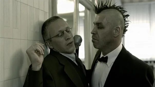 Ich will. Группа Rammstein ich will. Рамштайн их Виль. Рамштайн иш Виль. Ich will фото.