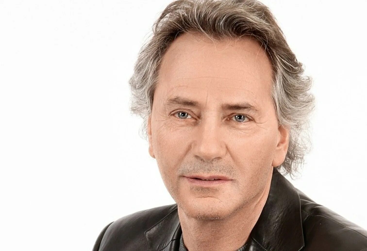 продюсер бизнесмен. киселёв владимир ведущий. владимир владимирович киселёв музыкальные продюсеры россии. киселев земляне. александр серебряков блогер.