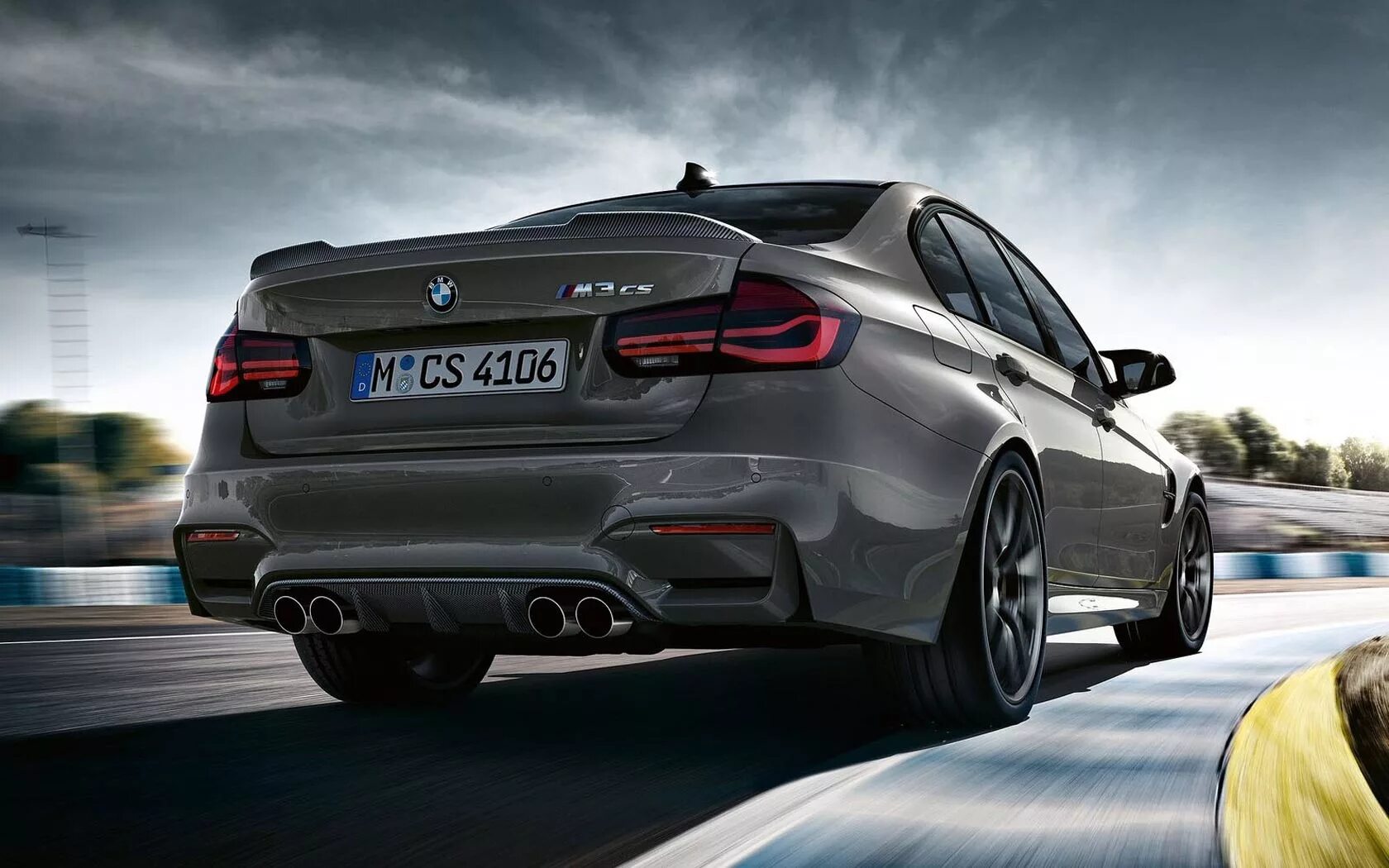 M3 cs. M3 cs