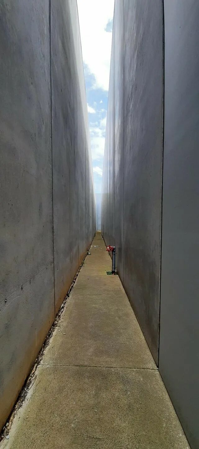 Лиминальное пространство