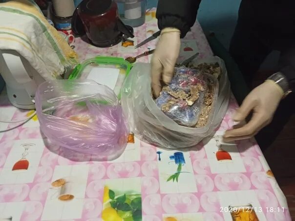 Носить передачки