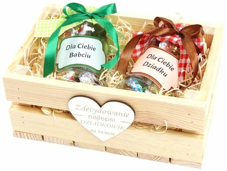 Медаль дважды бабушка. Поздравление со статусом бабушки. Стала бабушкой что подарить. Название фотоальбома для мамы. Красивый альбом для мамы.