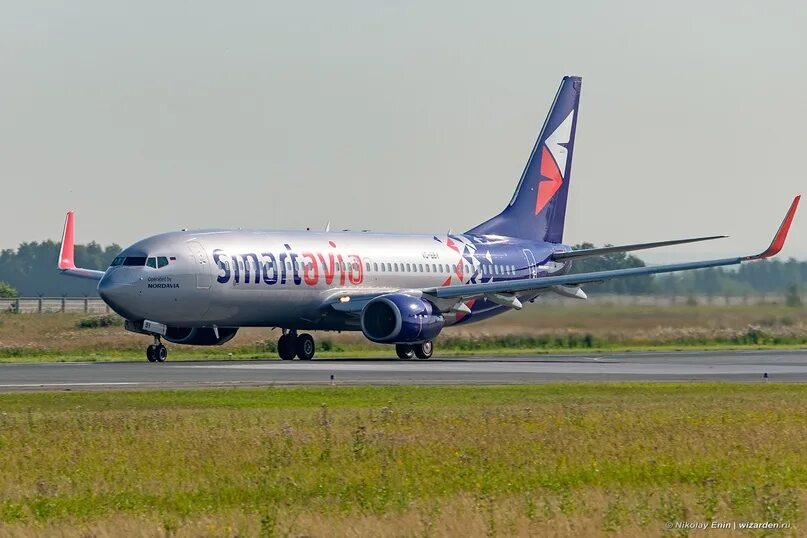Самолет авиакомпании смартавиа. Boeing 737-800 смартавиа. а320 нео смартавиа. боинг 737 смарт авиа. airbus a320 смартавиа.