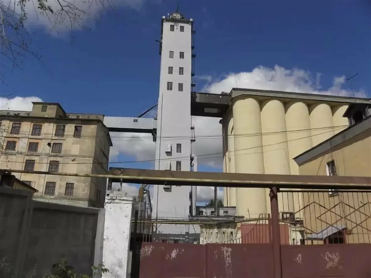 Мелькомбинат 3 новосибирск. Кировский мелькомбинат киров. Мелькомбинат киров. Тверской мелькомбинат. Мелькомбинат город тверь.