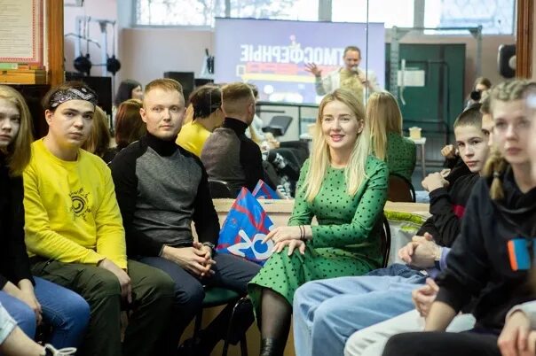Молодежный центр дмитров. Молодежный центр внуковский дмитров. молодежный центр квартал дмитров.