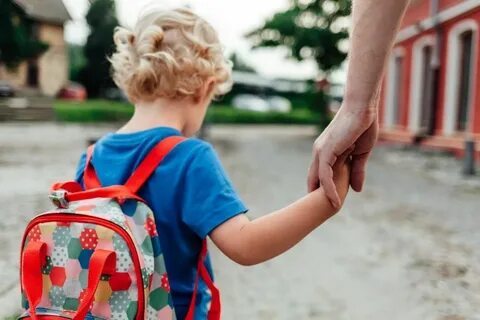 Поддерживать детей в стремлении