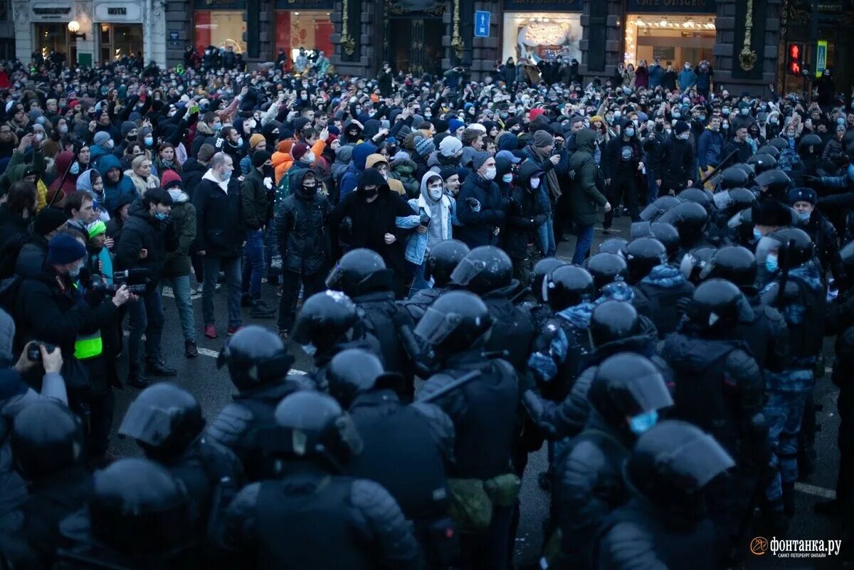 Протесты 23 января 2021 в Санкт Петербурге. Митинги Навального 2021. Массовые протесты в России. Митинг в СПБ.