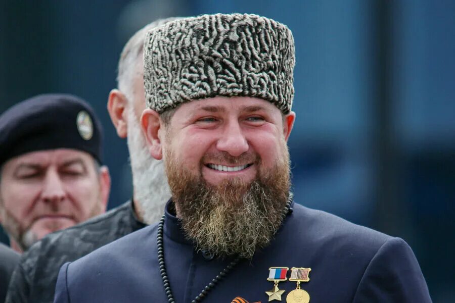 Ахмату Кадырову вручили орден и назначили на пост министра по делам молодежи Нов