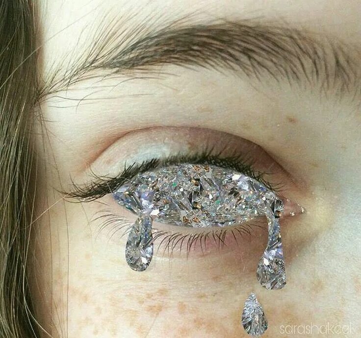 Алмазы слез. Слезы блестками. слезы из блесток.