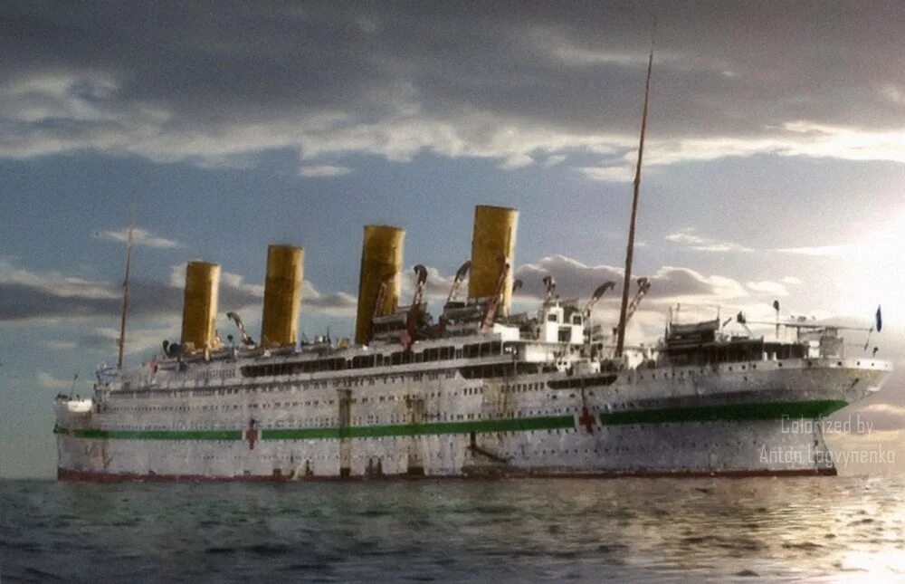 HMHS Britannic. Британика корабль крушение. Пароход Британик. Британик корабль Британик.