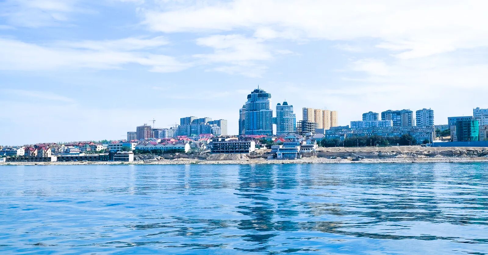 Атырау отдых. Город актау казахстан. Атырау отдых. Каспийское море казахстан актау. Атырау каспийское море.