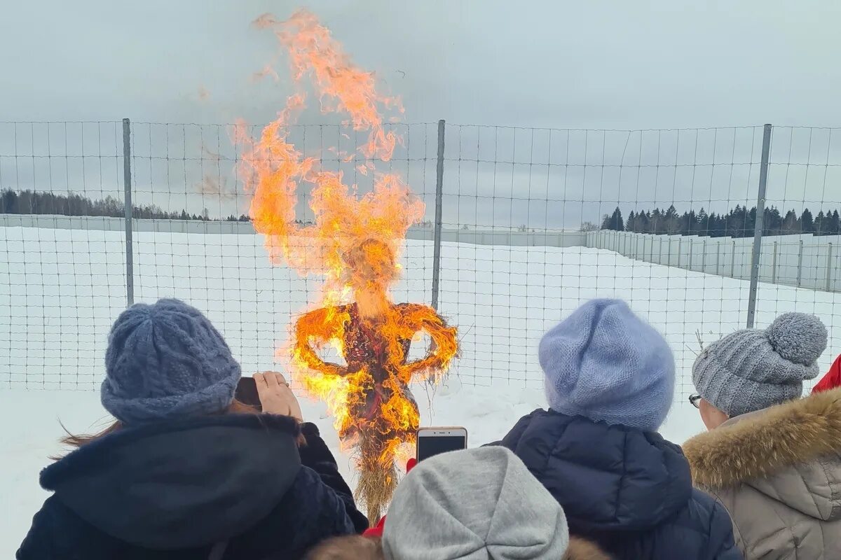 Масленица 2024 в минске где. Масленица в Можайске. Масленица 2023. Масленица в Можайске 2023. Масленица в 2024г.