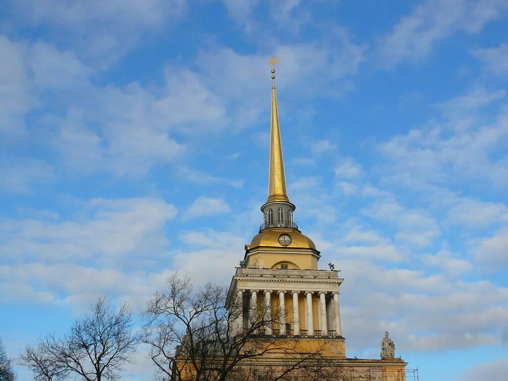 Шпиль в петербурге. Адмиралтейская игла в Санкт-Петербурге. Адмиралтейская игла это в Медном всаднике. Здание Адмиралтейства в Петербурге шпиль. Игла Адмиралтейства.