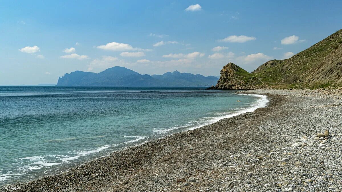 Орджоникидзе морская. Орджоникидзе черное море. Агатовый пляж Орджоникидзе. Орджоникидзе Крым агатовый пляж. Орджоникидзе Крым море агатовый пляж.