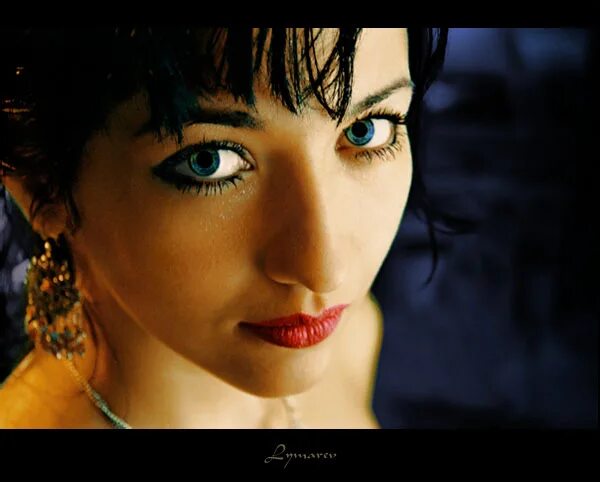 холодные глаза песня