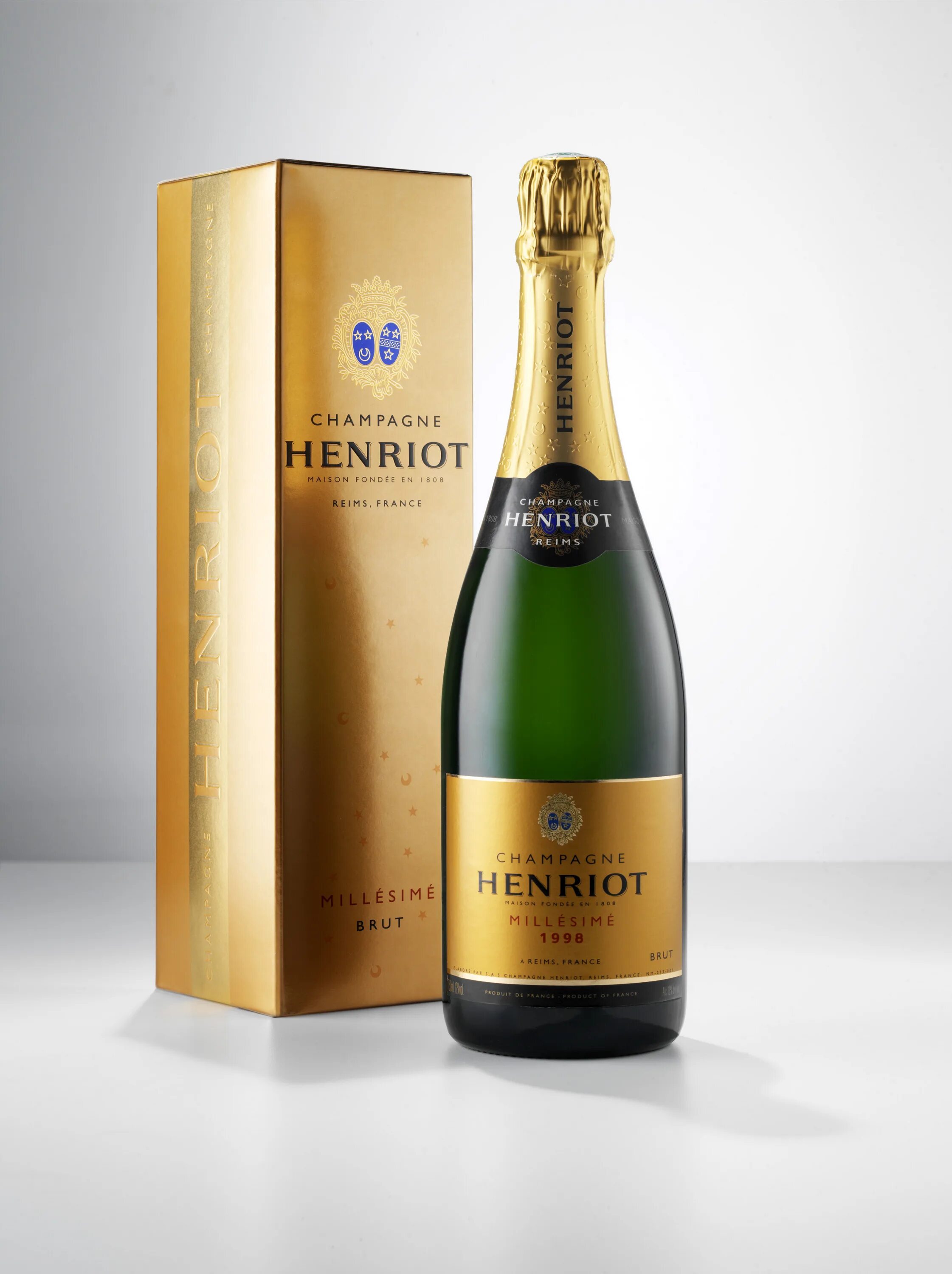 Как правильно открывать шампанское. Какотерыть шампанское. Как открыть шампанское просекко. Приспособление для открывания шампанского. Какак открыть шампанское.