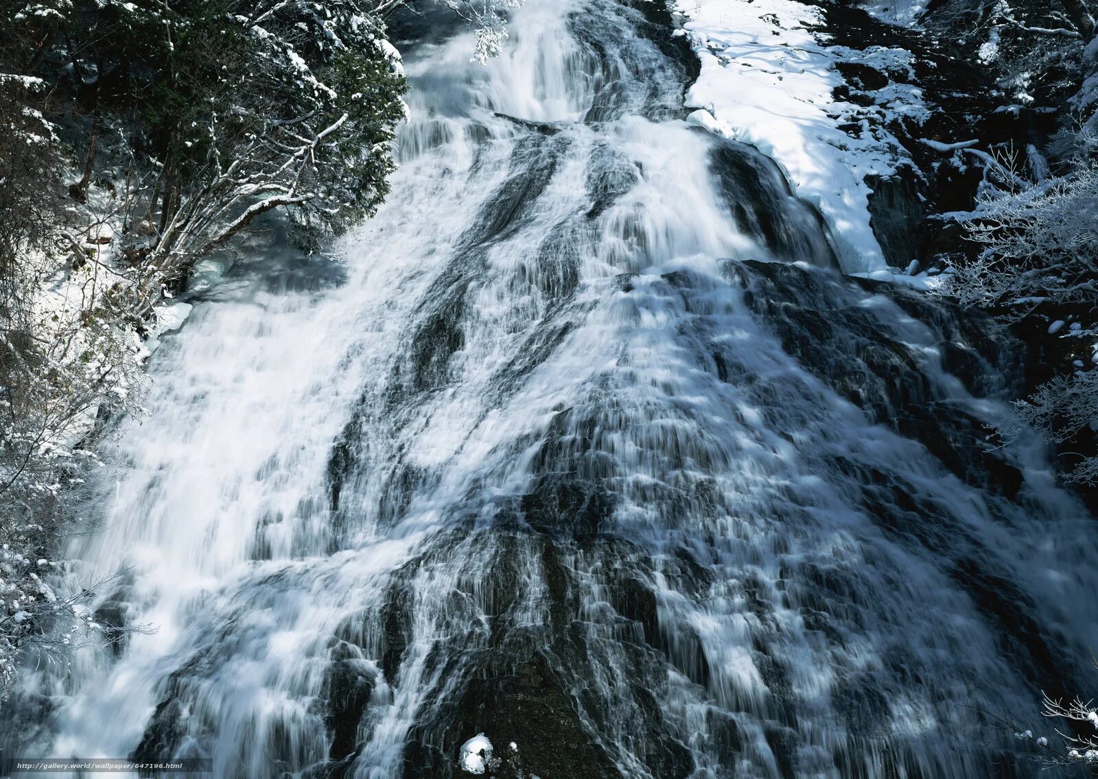 Поток воды. Нормализованный поток воды водопада. Под водопадом картинки. Роза Хутор Эдельвейс водопады. Водопад, потоки вод картинки.