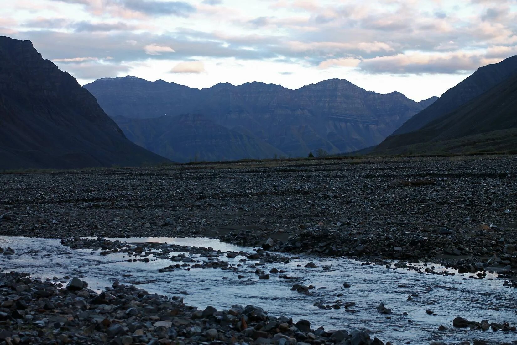 горы сунтар-хаята. хребет сунтар-хаята гора. хребет сунтар хаята река. хребет сунтар хаята река. якутия сунтар-хаята.