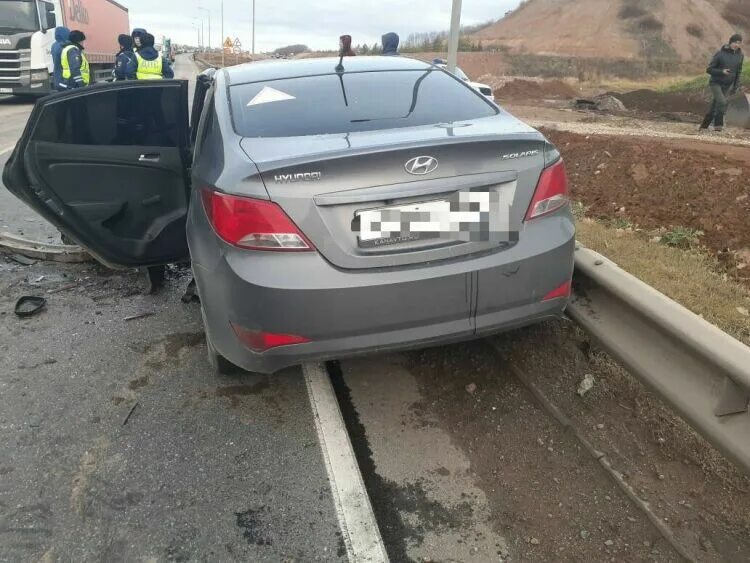 Фуры. Дтп м 7 татарстан. Дтп м 7 татарстан. Дтп м7 казань набережные челны. Трасса.