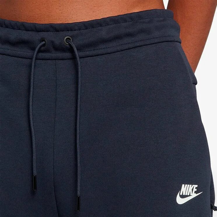 Шорты tech fleece. Шорты nike tech fleece. nike sportswear tech fleece шорты. шорты найк теч флис. шорты nike tech fleece 2025.