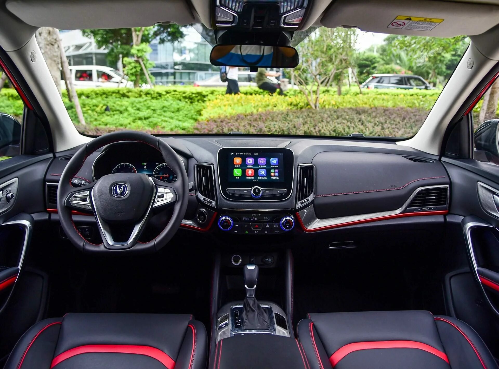 Чанган сигнализация. Changan cs55. китайский кроссовер чанган cs55. чанган цс55 салон. чанган цс 55.