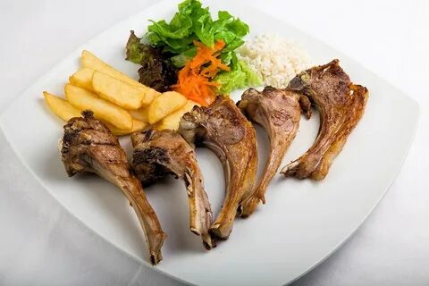 Бараньи ребра с овощами