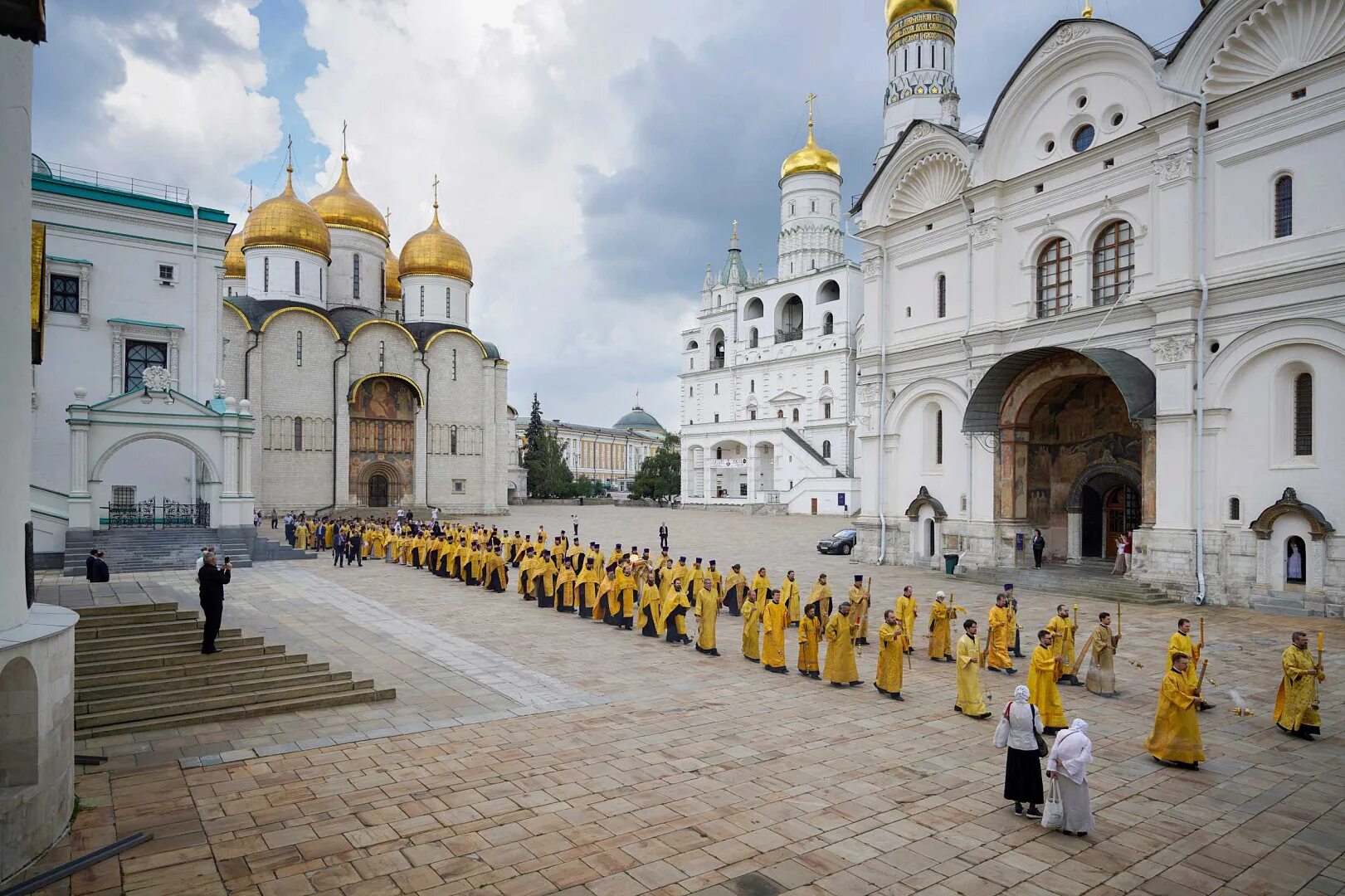 Кремлевский праздник. Патриаршем Успенском соборе Московского Кремля.