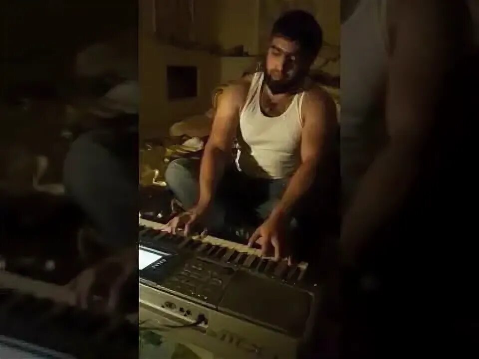 Цыганские песни плащун. Виджай плащун. Керя плащун давай друг друга украдем. Виджай плащун все песни. Виджай плащун.