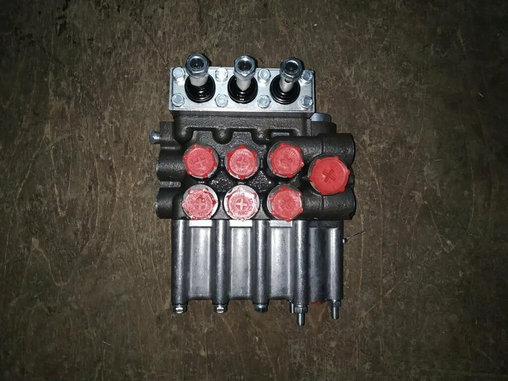 Распределитель р80-3/1-222. Распределитель 3р80. Гидрораспределитель р-80 3/1-222 м. 3. Гидрораспределитель р-80.