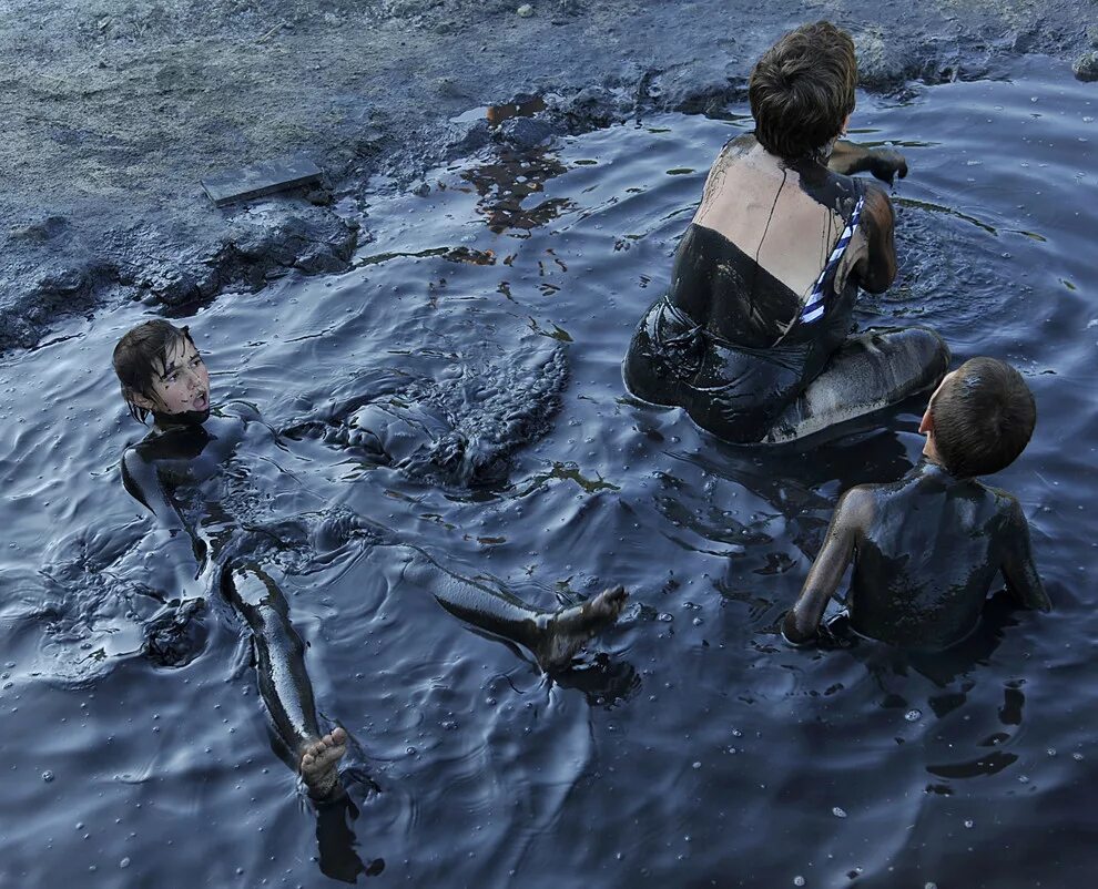 Идти по мутной воде. Идти по мутной воде