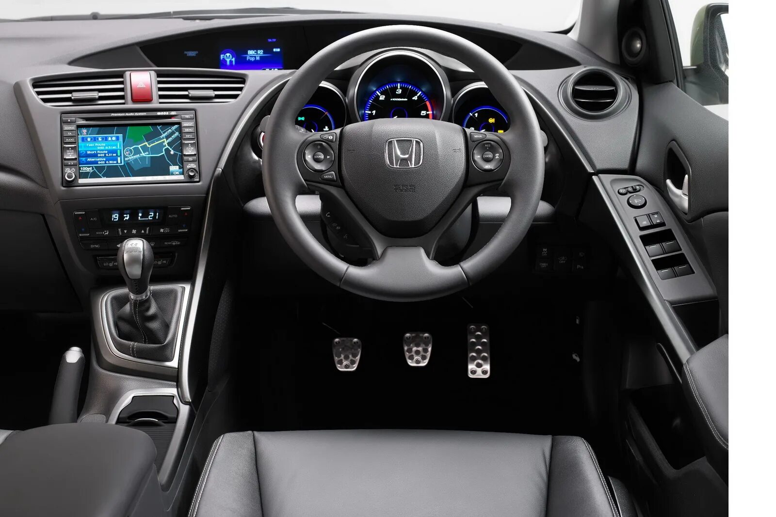 Салон civic 5d. Honda civic hatchback 2012. honda civic 2012 хэтчбек. honda civic 2010 hatchback салон. хонда цивик хэтчбек салон.