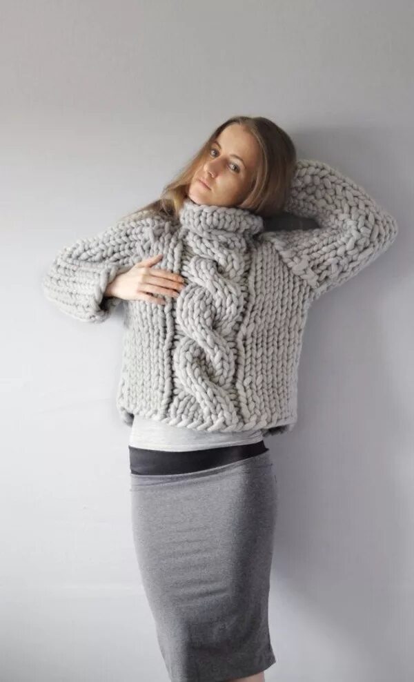 пуловер из толстой пряжи. свитер из объемной пряжи. свитер. свитер из толстой пряжи. пуловер из толстой пряжи.