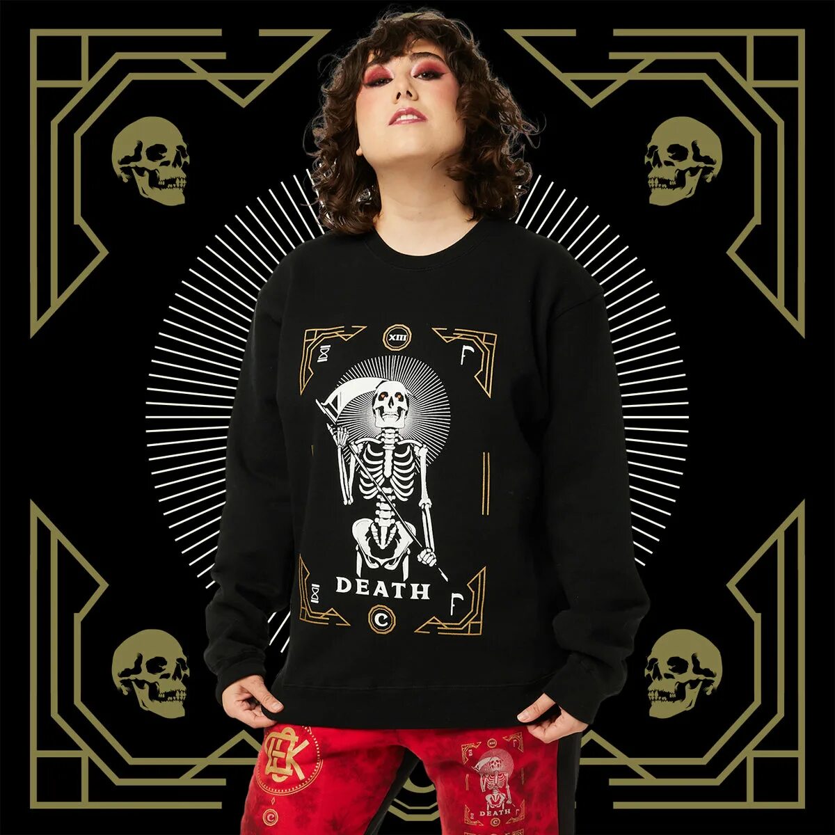 Theatrical madness evil masquerade. Dead crew. Death crew перевод. Молнии фиолетовые для майки. Бомбер кропп мужской.