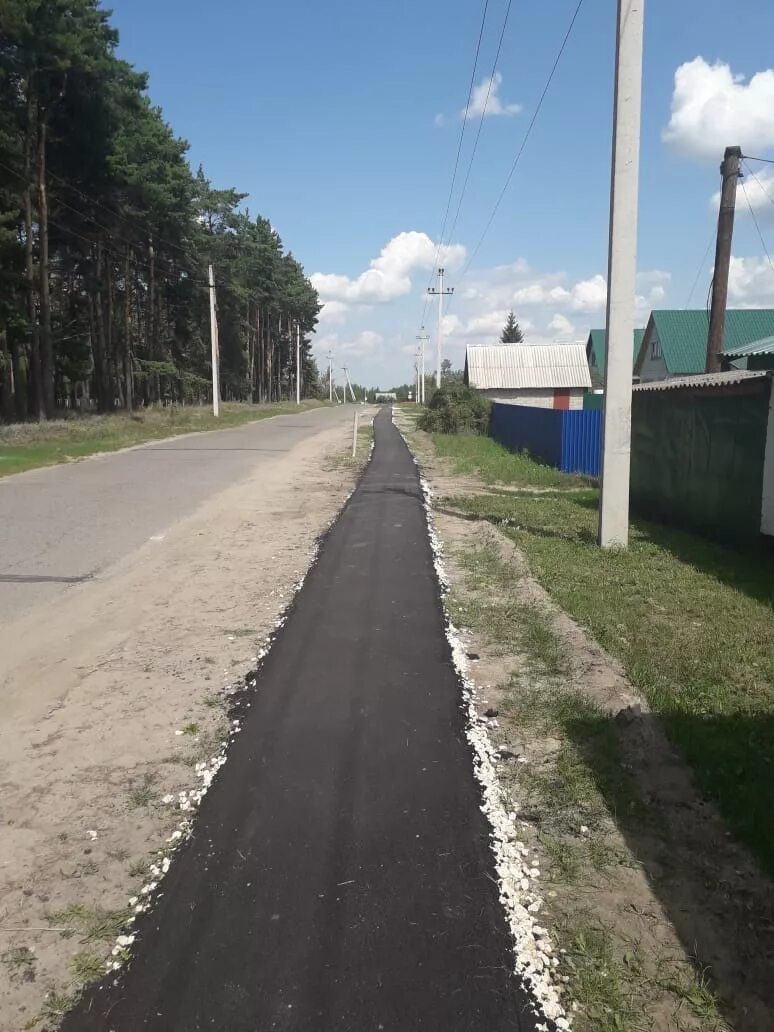 Погода поселок первомайский. Заводской Тамбовская область Первомайский район. Тротуар в поселке. Пос заводской Первомайский район.