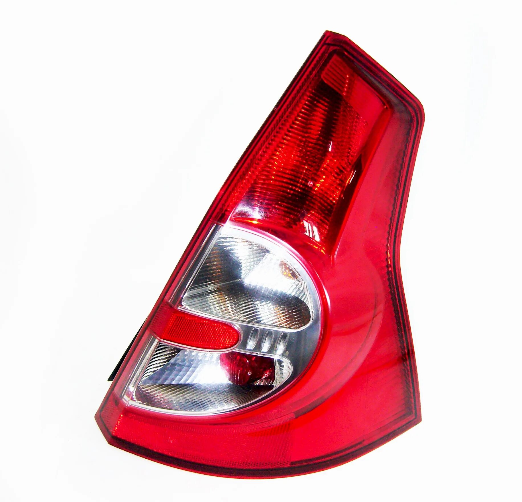 Фонарь sandero stepway 2. Задний фонарь сандеро степвей 2. Dacia sandero задние фонари. Фонарь задний renault sandero stepway. Задний левый фонарь рено логан 2.