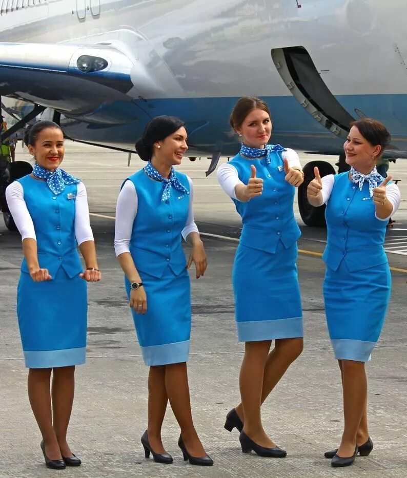 Аэрофлот купил победу. Pobeda Cabin Crew. Авиакомпания победа бортпроводники. АК ЮТЭЙР бортпроводники.