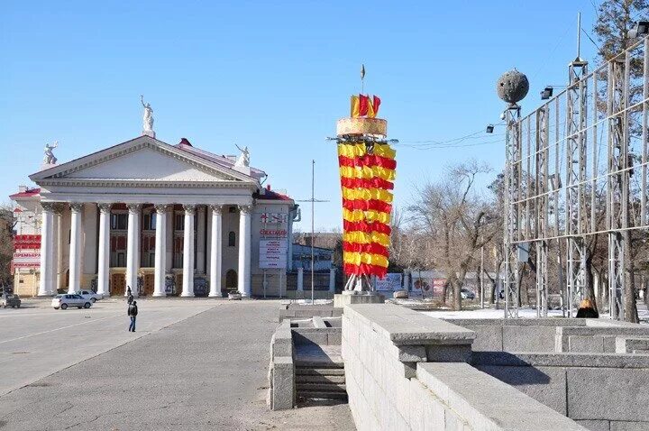 Время вол. Улица Лазарева Волгоград. Кинотеатр победа Коммунистическая улица Волгоград.